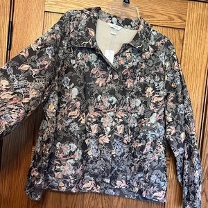 Woman’s 1X gray/ floral jacket.